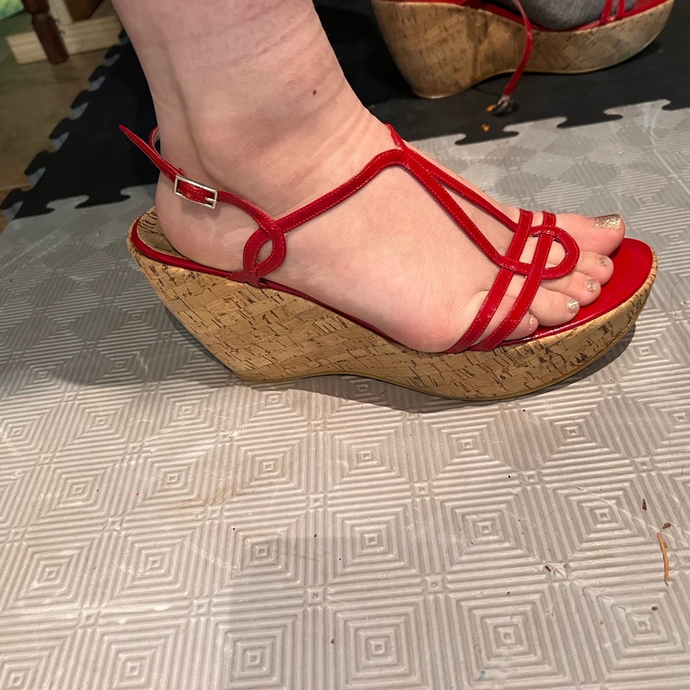 Stuart Weitzman Red Strappy Sandals size 9 - Picture 9 of 9